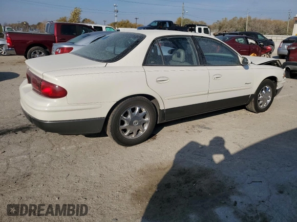 2001 Buick Regal GS with VIN 2G4WF551811319736, listed as a Copart auction lot 78171244 with 203,834 mi miles and Salvage Title. Bid and sale history available at carsss.com. Image 3.