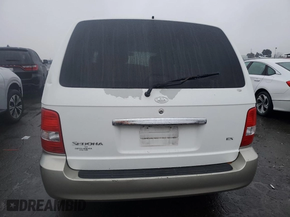 2005 Kia Sedona LX with VIN KNDUP132356753784, listed as a Copart auction lot 85112374 with 169,123 mi miles and Salvage Title. Bid and sale history available at carsss.com. Image 6.