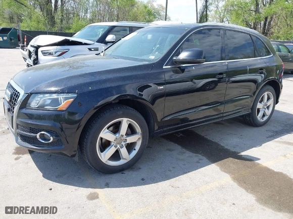 2011 Audi Q5 3.2L Premium Plus with VIN WA1DKAFP4BA060733, listed as a IAAI auction lot 42059970 with 119,178 mi miles. Bid and sale history available at carsss.com. Image 2.