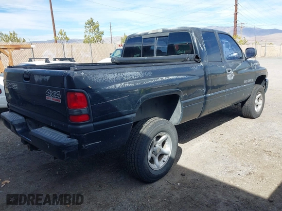 2000 Dodge 1500 with VIN 3B7HF13Z3YG153738, listed as a IAAI auction lot 41665376 with 149,025 mi miles and . Bid and sale history available at DreamBid. Image 4.