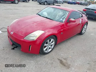 2005 Nissan 350Z Enthusiast z VIN JN1AZ34D15M608038, wystawiony jako IAAI lot #42312878 z przebiegiem 189 946 mil mil oraz . Historia ofert i sprzedaży dostępna na DreamBid. Obrazek 2.