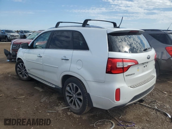 2014 Kia Sorento SX with VIN 5XYKWDA75EG528435, listed as a Copart auction lot 48930245 with 200,928 mi miles and Non Repairable. Bid and sale history available at carsss.com. Image 2.