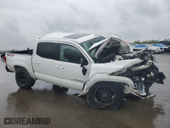 2016 Toyota Tacoma SR with VIN 3TMCZ5AN0GM014840, listed as a Copart auction lot 47455595 with 155,990 mi miles and Salvage Title. Bid and sale history available at carsss.com. Image 4.
