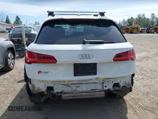 2018 Audi SQ5 Prestige z VIN WA1C4AFY4J2124874, wystawiony jako IAAI lot #42442773 z przebiegiem 86 612 mil mil oraz . Historia ofert i sprzedaży dostępna na DreamBid. Obrazek 6.
