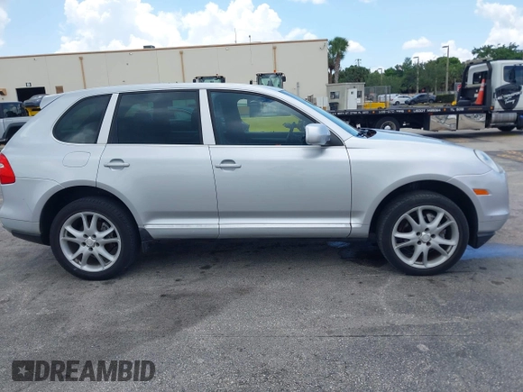 2010 Porsche Cayenne z VIN WP1AA2APXALA04791, wystawiony jako IAAI lot #42209029 z przebiegiem 148 202 mil mil oraz . Historia ofert i sprzedaży dostępna na DreamBid. Obrazek 13.