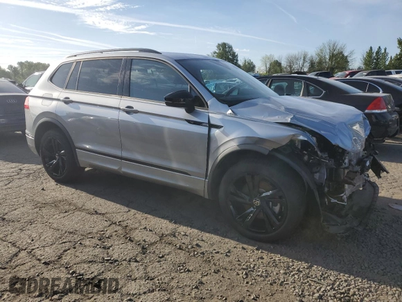 2023 Volkswagen Tiguan SE R-Line Black with VIN 3VV8B7AX8PM138539, listed as a Copart auction lot 56258485 with 11,195 mi miles and Clean Title. Bid and sale history available at DreamBid. Image 4.