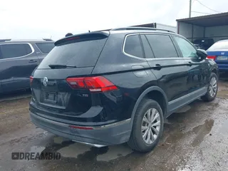 2018 Volkswagen Tiguan SEL с VIN 3VV3B7AX9JM068003, выставлен на аукционе IAAI как лот 41917511 с пробегом 75 656 миль миль и . История ставок и продаж доступна на DreamBid. Изображение 4.