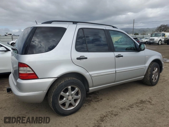 2000 Mercedes-Benz M 320/430/500 with VIN 4JGAB72E6YA213150, listed as a Copart auction lot 44859765 with 201,608 mi miles and Clean title. Bid and sale history available at DreamBid. Image 3.
