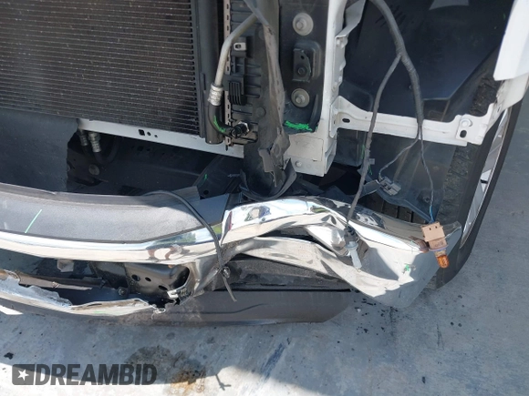 2016 Ford F-150 XLT with VIN 1FTEW1C88GKF86232, listed as a IAAI auction lot 42405142 with 264,135 mi miles and . Bid and sale history available at DreamBid. Image 17.