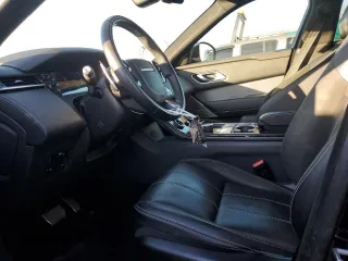 2018 Land Rover Range Rover Velar R-Dynamic SE z VIN SALYL2RX9JA753276, wystawiony jako Copart lot #41743885 z przebiegiem 74 779 mil mil oraz Szkoda całkowita • Salvage title. Historia ofert i sprzedaży dostępna na DreamBid. Obrazek 7.