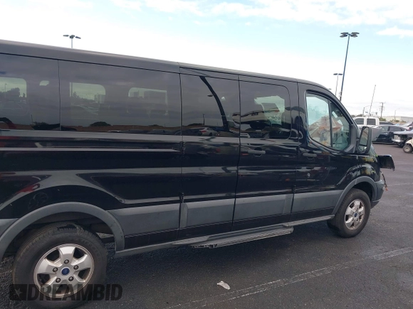 2017 Ford Transit XL с VIN 1FBZX2ZM8HKB08231, выставлен на аукционе IAAI как лот 41422653 с пробегом Не указан миль и . История ставок и продаж доступна на DreamBid. Изображение 14.