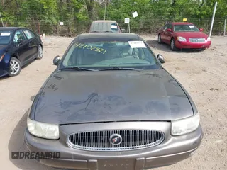 2001 Buick LeSabre Custom with VIN 1G4HP54K31U164226, listed as a IAAI auction lot 42102321 with 172,100 mi miles and . Bid and sale history available at carsss.com. Image 6.