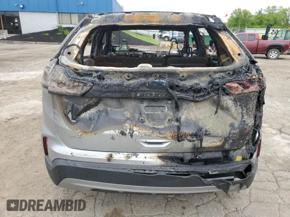 2022 Ford Edge SEL z VIN 2FMPK4J9XNBA68546, wystawiony jako Copart lot #57038265 z przebiegiem Nie podano mil oraz Nie do naprawy • Non repairable. Historia ofert i sprzedaży dostępna na DreamBid. Obrazek 6.