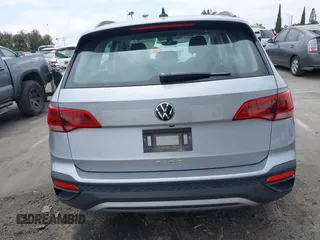 2024 Volkswagen Taos S z VIN 3VV5X7B26RM037123, wystawiony jako IAAI lot #42447853 z przebiegiem 32 395 mil mil oraz . Historia ofert i sprzedaży dostępna na DreamBid. Obrazek 17.