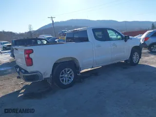 2019 Chevrolet Silverado 1500 LT with VIN 1GCRYDED0KZ318072, listed as a IAAI auction lot 41417733 with 100,774 mi miles. Bid and sale history available at carsss.com. Image 4.