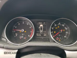 2017 Volkswagen Passat S с VIN 1VWAT7A32HC050631, выставлен на аукционе Copart как лот 56243335 с пробегом 102 795 миль миль и Списание • Salvage title. История ставок и продаж доступна на DreamBid. Изображение 9.