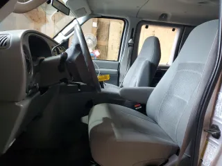 2006 Ford Econoline Passenger XL with VIN 1FBNE31L66HA25436, listed as a Copart auction lot 50935865 with 105,365 mi miles and Clean Title. Bid and sale history available at carsss.com. Image 7.