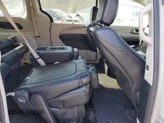 2017 Chrysler Pacifica Touring L Plus with VIN 2C4RC1EGXHR622276, listed as a Copart auction lot 48324795 with 118,370 mi miles and Salvage Title. Bid and sale history available at DreamBid. Image 11.