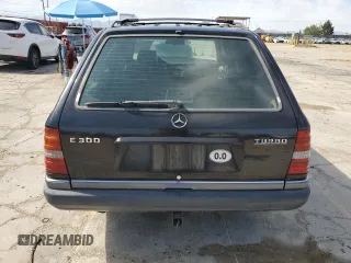 1987 Mercedes-Benz 300 with VIN WDBEB93D1HF041635, listed as a Copart auction lot 53718845 with 285,625 mi miles and Clean Title. Bid and sale history available at DreamBid. Image 6.