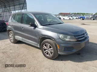 2012 Volkswagen Tiguan LE with VIN WVGAV7AXXCW004399, listed as a IAAI auction lot 42316392 with 132,996 mi miles and . Bid and sale history available at DreamBid. Image 1.