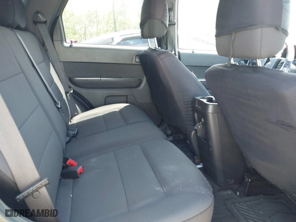 2011 Ford Escape XLT with VIN 1FMCU9DG5BKC36529, listed as a IAAI auction lot 42045682 with 141,101 mi miles. Bid and sale history available at carsss.com. Image 8.