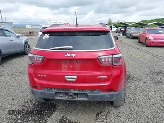 2018 Jeep Compass Latitude с VIN 3C4NJDBB0JT233065, выставлен на аукционе IAAI как лот 42292328 с пробегом 109 743 миль миль и . История ставок и продаж доступна на DreamBid. Изображение 17.