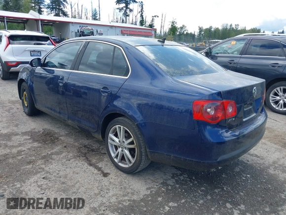 2006 Volkswagen Jetta 1.9L TDI с VIN 3VWST81K86M010258, выставлен на аукционе IAAI как лот 42313051 с пробегом 237 952 миль миль и . История ставок и продаж доступна на DreamBid. Изображение 3.