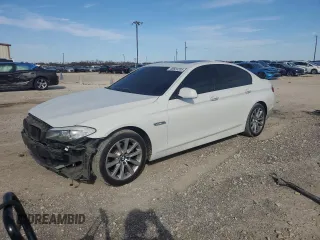 2012 BMW 5 Series 528i with VIN WBAXG5C51CDY29734, listed as a Copart auction lot 46924205 with 121,833 mi miles and Salvage Title. Bid and sale history available at carsss.com. Image 1.