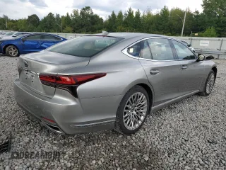 2024 Lexus LS with VIN JTHD51FF0R5020221, listed as a Copart auction lot 70269624 with 1,359 mi miles and Salvage Title. Bid and sale history available at carsss.com. Image 3.