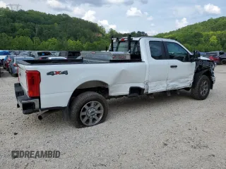 2023 Ford F-250 XL с VIN 1FT7X2BA7PEC78466, выставлен на аукционе Copart как лот 60484385 с пробегом 65 359 миль миль и Списание • Salvage title. История ставок и продаж доступна на DreamBid. Изображение 3.