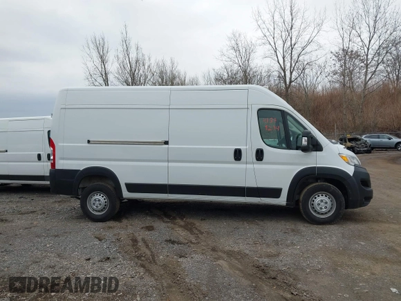 2024 Ram ProMaster Cargo Tradesman with VIN 3C6LRVDG3RE136772, listed as a IAAI auction lot 41879274 with 17,458 mi miles and . Bid and sale history available at DreamBid. Image 12.