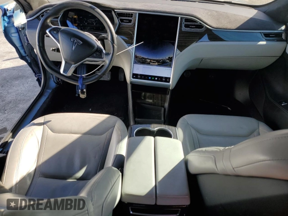 2015 Tesla Model S 85D with VIN 5YJSA1E21FF114010, listed as a Copart auction lot 48597885 with 196,670 mi miles and Salvage Title. Bid and sale history available at carsss.com. Image 8.