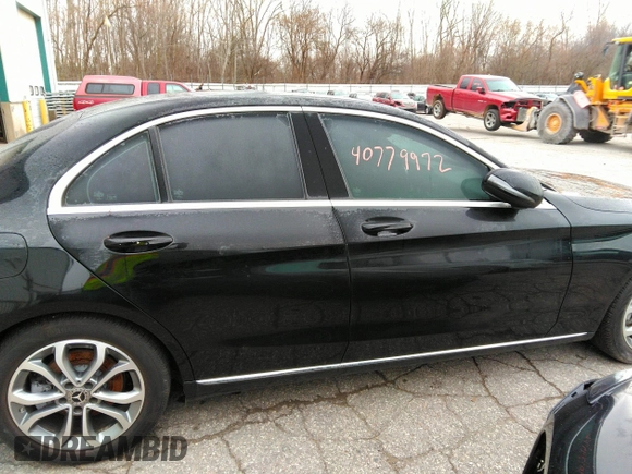 2018 Mercedes-Benz C with VIN 55SWF4JB8JU244528, listed as a IAAI auction lot 40779972 with 119,260 mi miles. Bid and sale history available at carsss.com. Image 13.