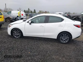2019 Toyota Yaris L z VIN 3MYDLBYV5KY506616, wystawiony jako IAAI lot #41905500 z przebiegiem 62 758 mil mil oraz . Historia ofert i sprzedaży dostępna na DreamBid. Obrazek 14.