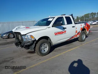 2023 Ram 1500 Tradesman z VIN 1C6RR6FG0PS522900, wystawiony jako IAAI lot #41573571 z przebiegiem 45 128 mil mil oraz . Historia ofert i sprzedaży dostępna na DreamBid. Obrazek 17.