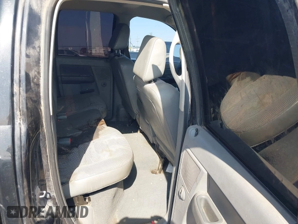 2008 Dodge 1500 SLT z VIN 1D7HU18N08S510920, wystawiony jako IAAI lot #42026116 z przebiegiem 243 377 mil mil oraz . Historia ofert i sprzedaży dostępna na DreamBid. Obrazek 8.