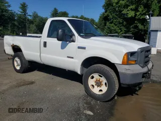 2005 Ford F-350 XL with VIN 1FTWF31P95EB83561, listed as a Copart auction lot 61926994 with 195,588 mi miles and Clean title. Bid and sale history available at DreamBid. Image 4.