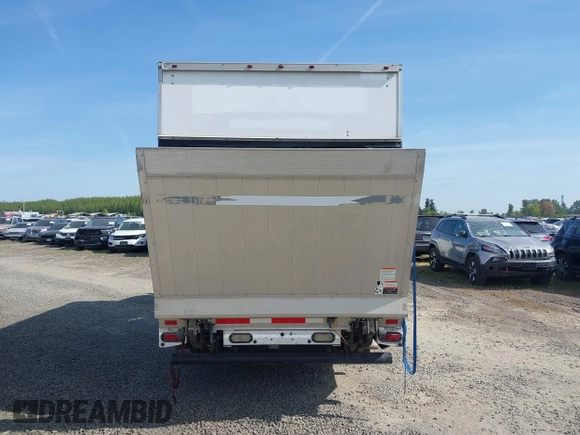 2017 Ford Transit с VIN 1FDBF9ZM5HKB16176, выставлен на аукционе IAAI как лот 42009818 с пробегом 105 074 миль миль и . История ставок и продаж доступна на DreamBid. Изображение 16.