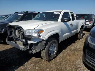 2022 Toyota Tacoma SR z VIN 3TYRX5GN7NT053658, wystawiony jako Copart lot #57514485 z przebiegiem 29 687 mil mil oraz Szkoda całkowita • Salvage title. Historia ofert i sprzedaży dostępna na DreamBid. Obrazek 1.