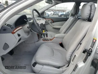 2002 Mercedes-Benz S-Class 4.3L with VIN WDBNG70J62A257551, listed as a Copart auction lot 84096614 with 113,860 mi miles and Salvage Title. Bid and sale history available at carsss.com. Image 7.