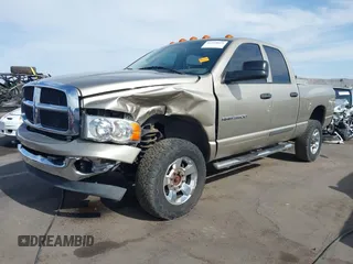 2005 Dodge 3500 SLT z VIN 3D7LS38C15G776041, wystawiony jako IAAI lot #42358059 z przebiegiem 93 860 mil mil oraz . Historia ofert i sprzedaży dostępna na DreamBid. Obrazek 18.