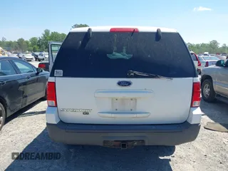 2004 Ford Expedition Special Service with VIN 1FMPU16L54LB03778, listed as a IAAI auction lot 42148494 with 249,054 mi miles and . Bid and sale history available at DreamBid. Image 15.