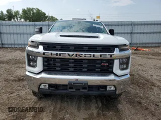 2022 Chevrolet Silverado 3500HD LT with VIN 1GC4YTEY3NF237712, listed as a Copart auction lot 67771984 with 63,647 mi miles and Salvage Title. Bid and sale history available at carsss.com. Image 5.