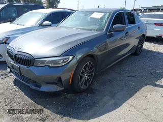 2019 BMW 3 Series 330i z VIN WBA5R1C5XKFH20799, wystawiony jako IAAI lot #42207910 z przebiegiem 59 202 mil mil oraz . Historia ofert i sprzedaży dostępna na DreamBid. Obrazek 19.