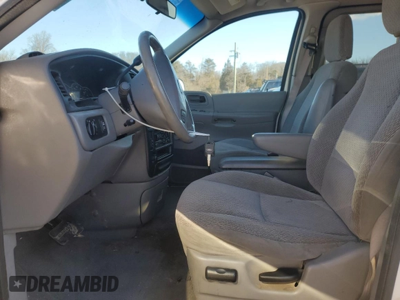 2001 Ford Windstar Sport Standard z VIN 2FMZA57431BB40307, wystawiony jako Copart lot #88161745 z przebiegiem 127 665 mil mil oraz Czysty tytuł • Clean title. Historia ofert i sprzedaży dostępna na DreamBid. Obrazek 7.