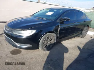 2015 Chrysler 200 Limited с VIN 1C3CCCAB3FN529027, выставлен на аукционе IAAI как лот 41433448 с пробегом 103 589 миль миль и . История ставок и продаж доступна на DreamBid. Изображение 6.