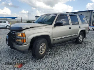 1999 Chevrolet Tahoe Z71 with VIN 1GNEK13R6XR150482, listed as a Copart auction lot 51613235 with 194,695 mi miles and Salvage Title. Bid and sale history available at DreamBid. Image 1.