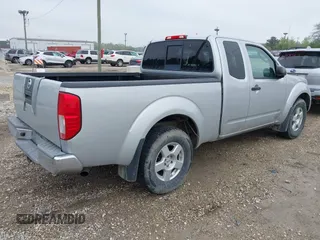 2007 Nissan Frontier Nismo z VIN 1N6AD06W17C426578, wystawiony jako IAAI lot #42186183 z przebiegiem 186 797 mil mil oraz . Historia ofert i sprzedaży dostępna na DreamBid. Obrazek 4.