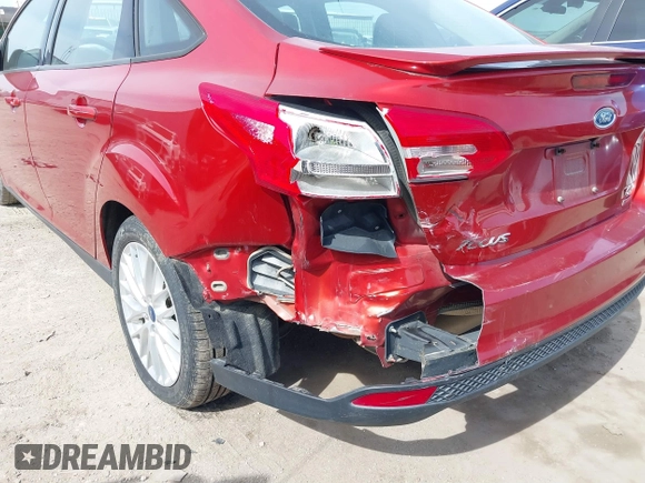 2018 Ford Focus SE with VIN 1FADP3FE2JL269804, listed as a IAAI auction lot 41708103 with 68,623 mi miles. Bid and sale history available at carsss.com. Image 6.