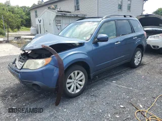 2013 Subaru Forester X Premium with VIN JF2SHADC2DH416846, listed as a Copart auction lot 63089935 with 201,205 mi miles and Salvage title. Bid and sale history available at DreamBid. Image 1.